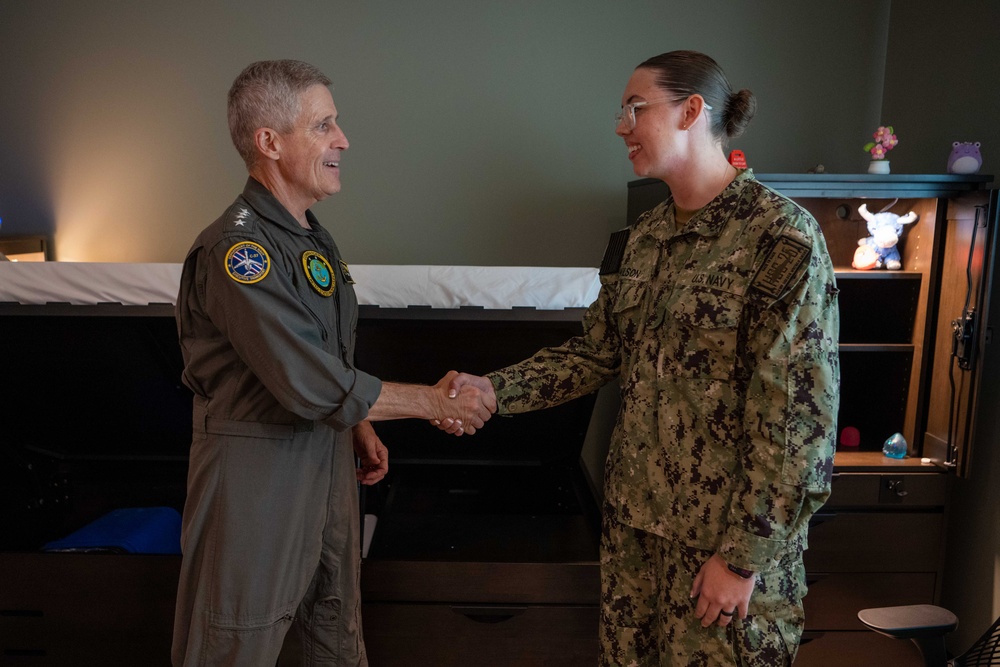 COMPACFLT Visits Guam Barracks
