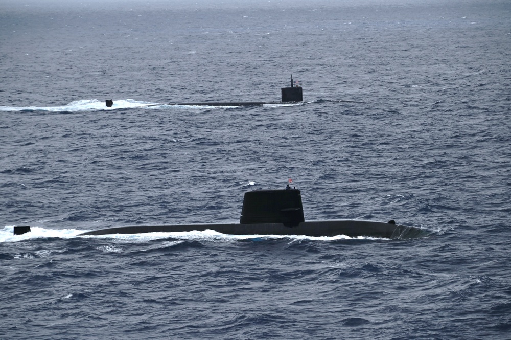 USS Santa Fe (SSN 763) and JMSDF submarine conduct a bilateral exercise