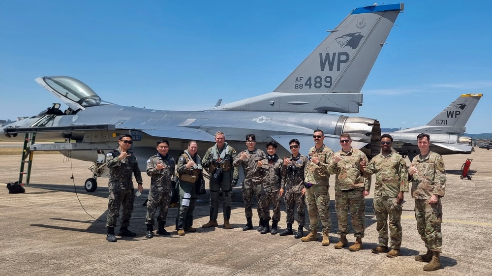 Cross-service maintenance continues in Korea