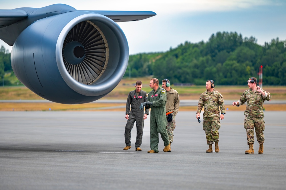 REFORPAC 25: KC-135 walk-around inspection in Alaska