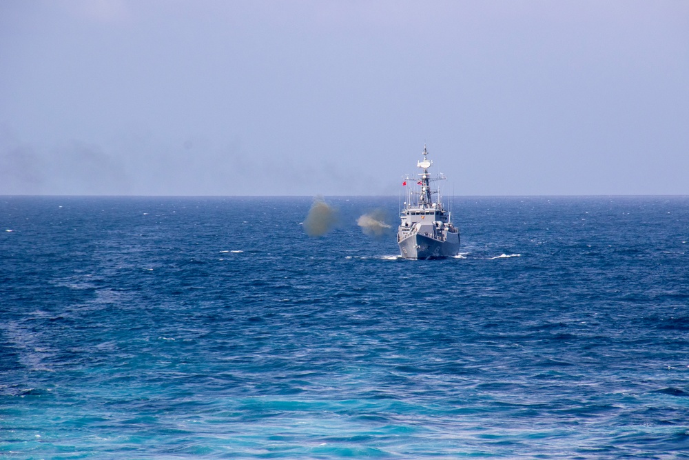 U.S. Navy, Royal Thai Navy Conduct Gunnery Exercise