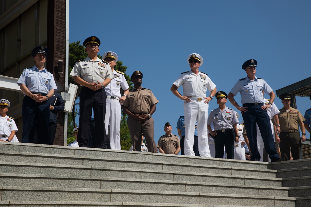 U.S. And Japanese Generals Tribute to Fallen Korean Sailors