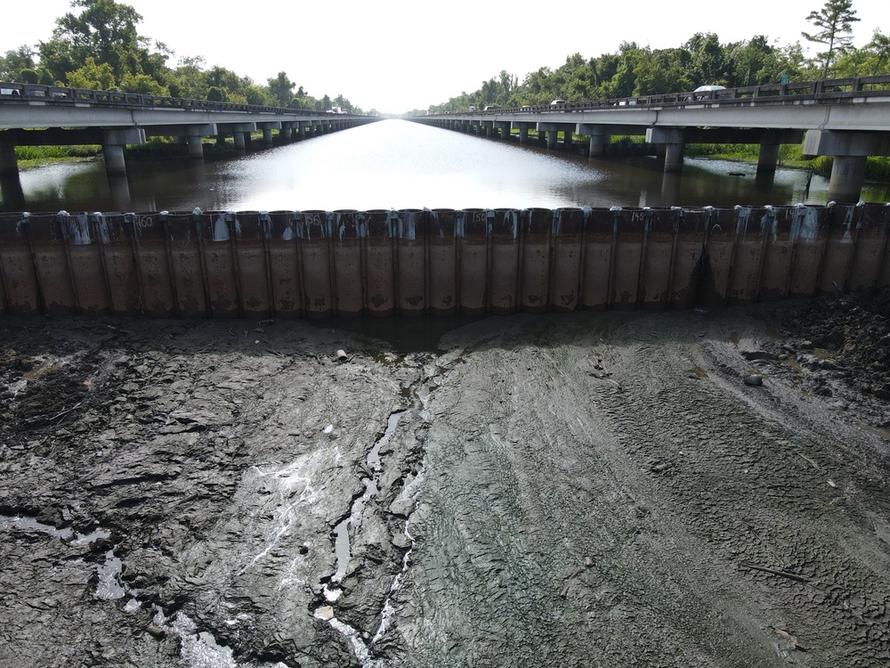 West Shore Lake Pontchartrain contract 106 floodwall update
