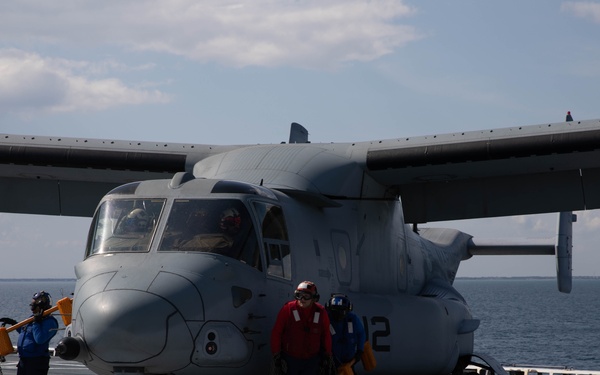 MV-22 Deck Landing