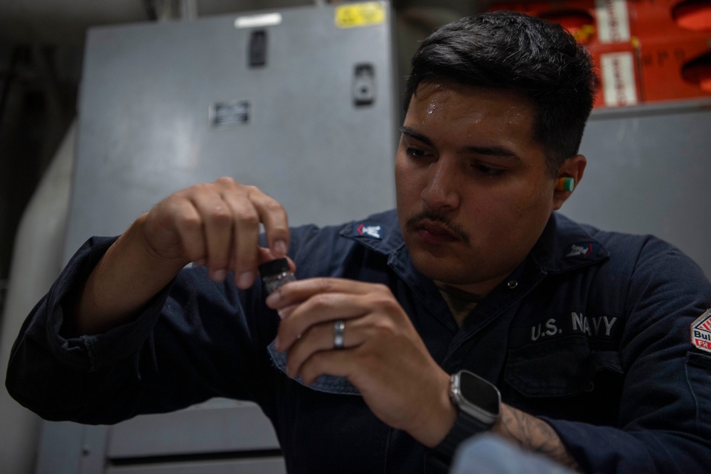 Makin Island Tests Water Purity