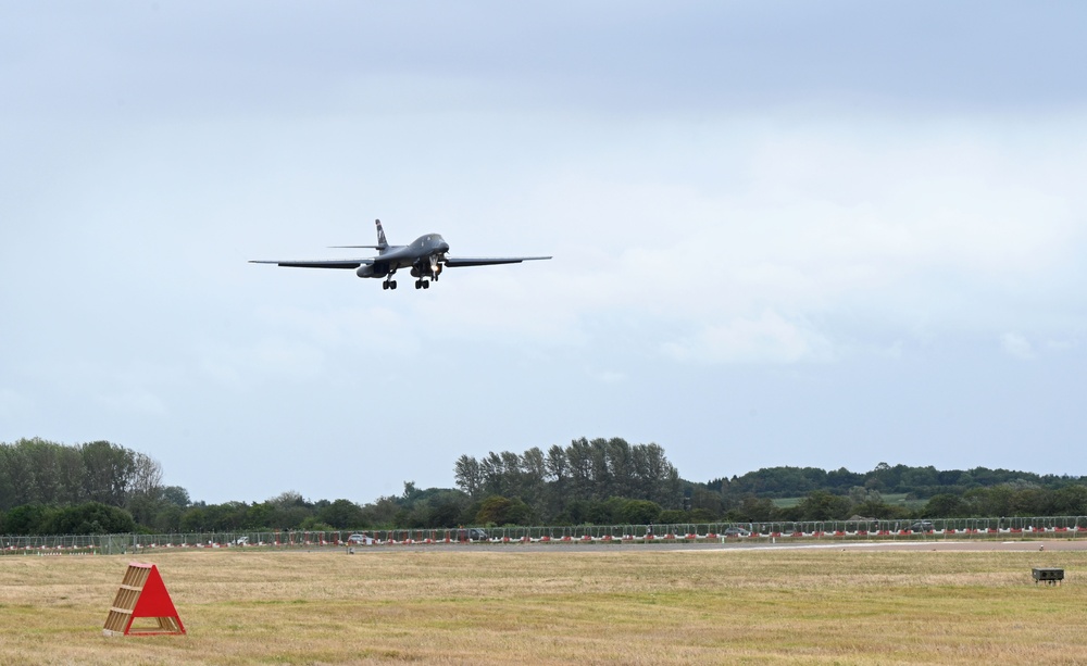 U.S. Air Force B-1B Lancer arrives at RAF Fairford to support RIAT 2025
