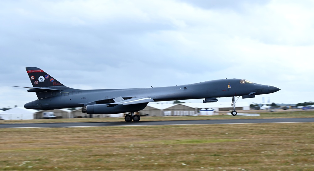U.S. Air Force B-1B Lancer arrives at RAF Fairford to support RIAT 2025
