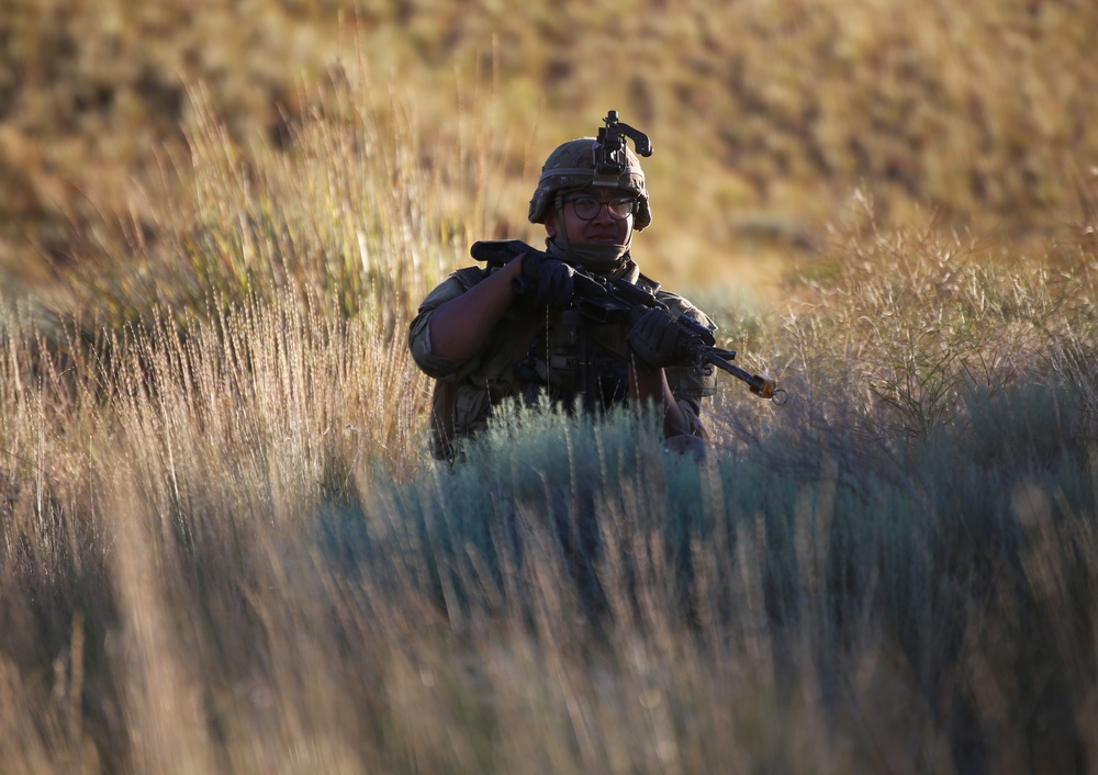 Engineers Construct a Defensive Position During Raven Focus