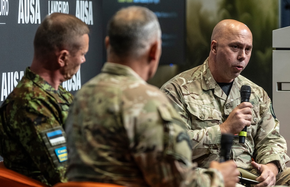 NCOs at LANDEURO Stress Back-to-Basics Leadership on NATO’s Eastern Flank
