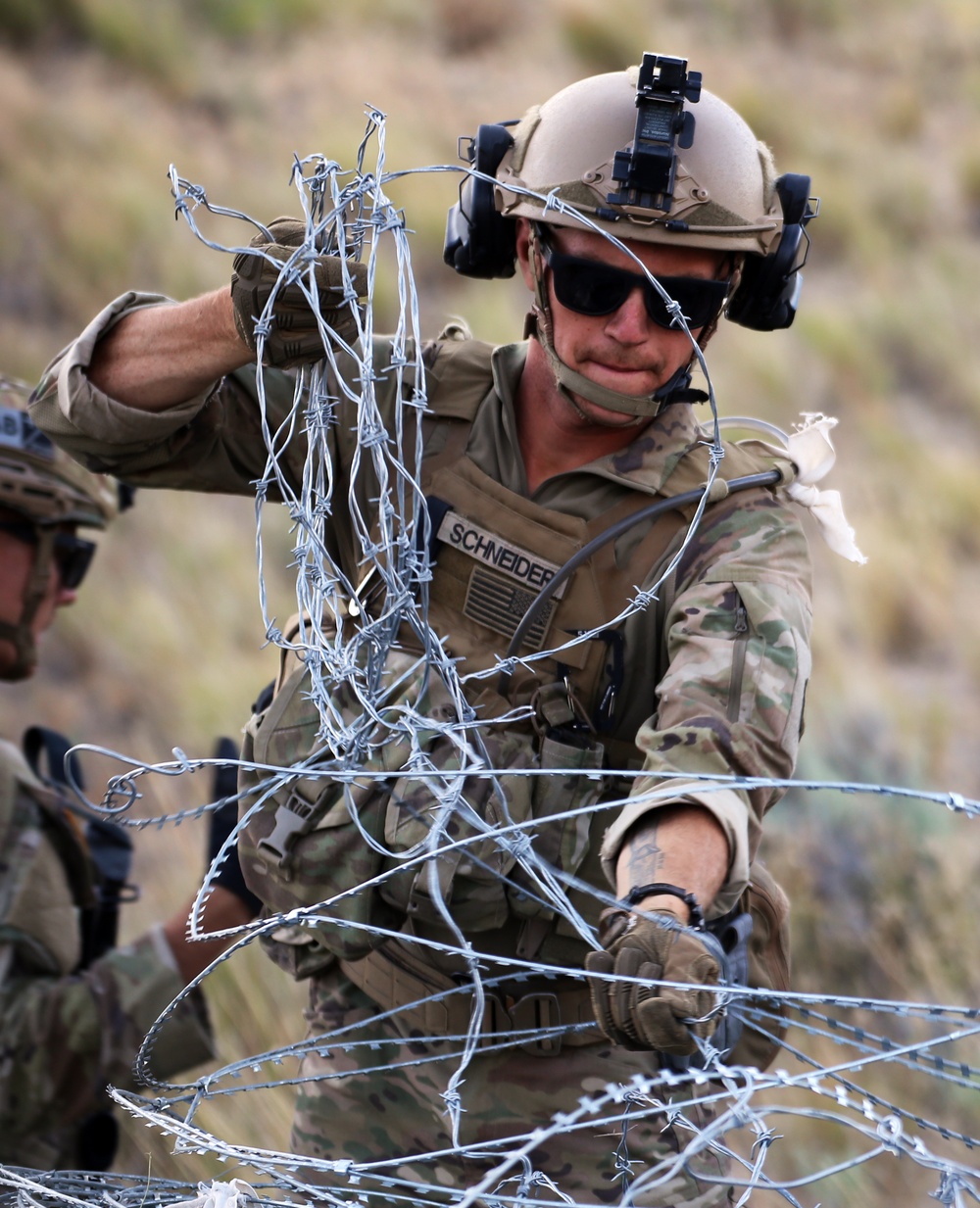 Engineers Construct a Defensive Position During Raven Focus
