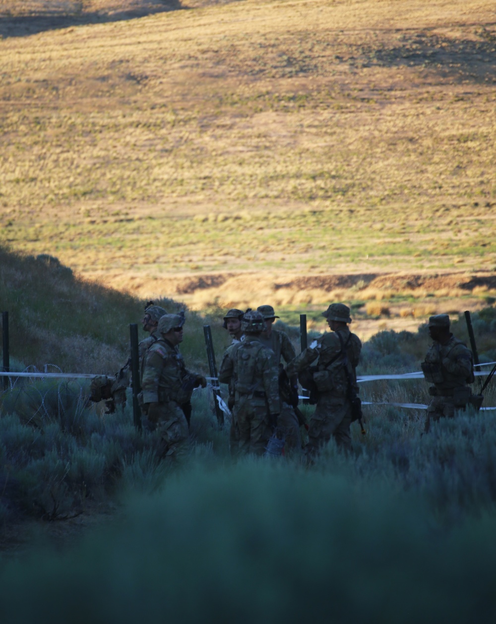 Engineers Construct a Defensive Position During Raven Focus