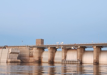 Red Rock Dam Undergoing Critical Gate Rehabilitation