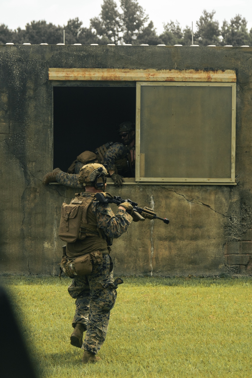 22nd MEU(SOC) | Lima Co. Amphibious Assault During COMPTUEX