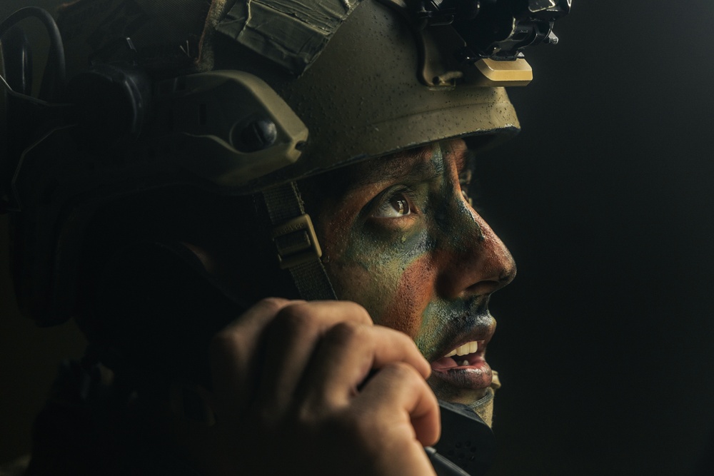 22nd MEU(SOC) | Lima Co. Amphibious Assault During COMPTUEX