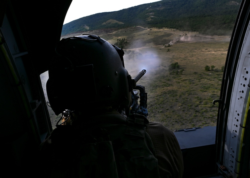 HH-60W takes flight during Jolly Vihar 25