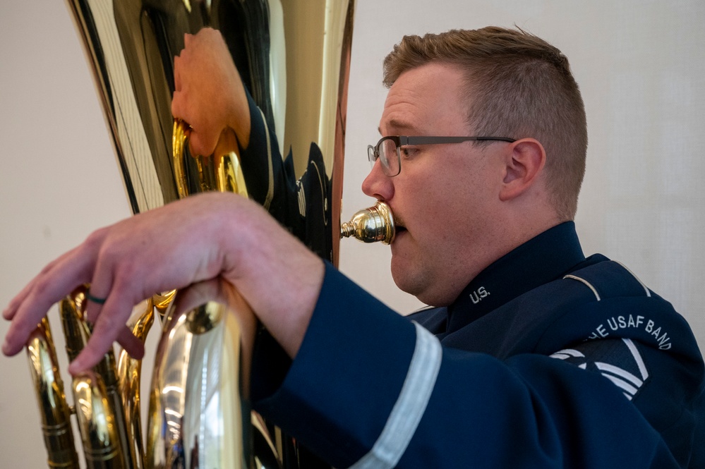 Air Force Band, Honor Guard support enlistment ceremony