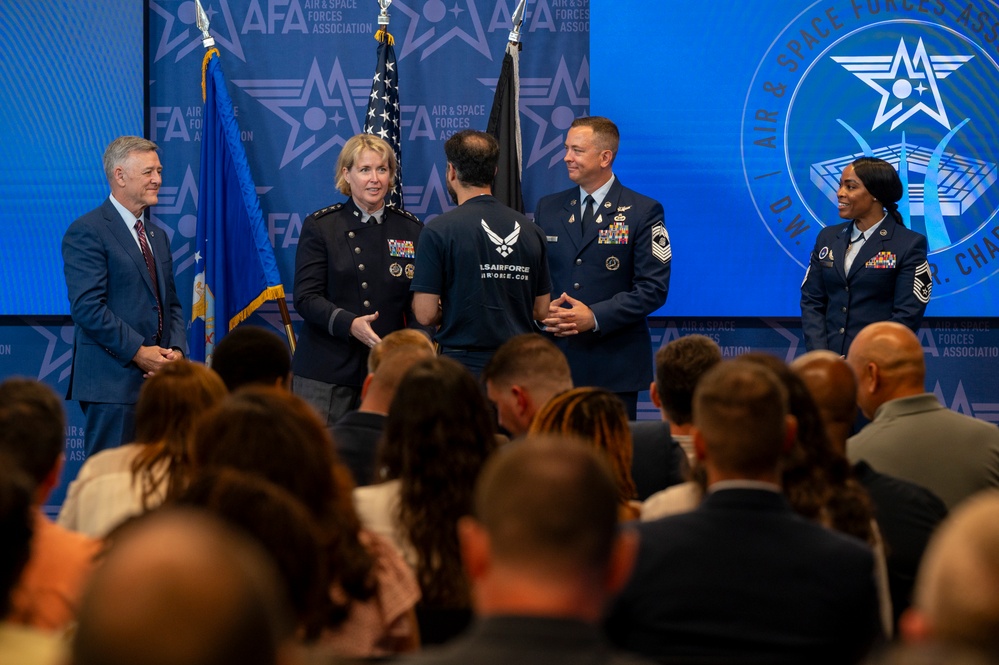 Air Force Band, Honor Guard support enlistment ceremony