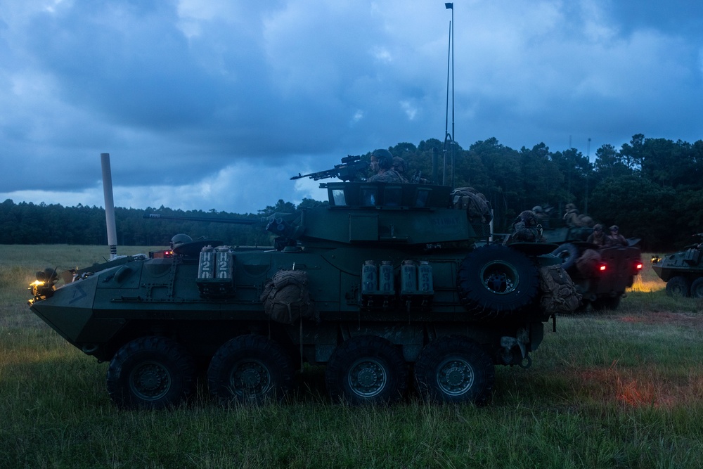 22nd MEU(SOC) | 2nd LAR Conducts Amphibious Assault During COMPTUEX