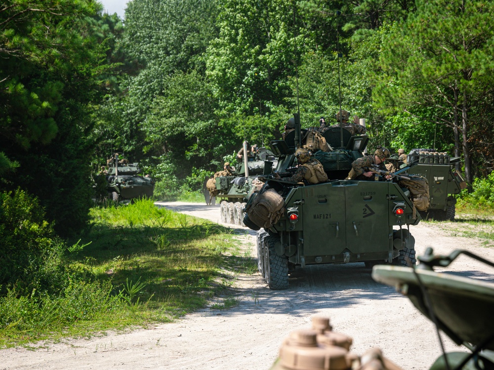 22nd MEU(SOC) | LAR Conducts Amphibious Assault During COMPTUEX