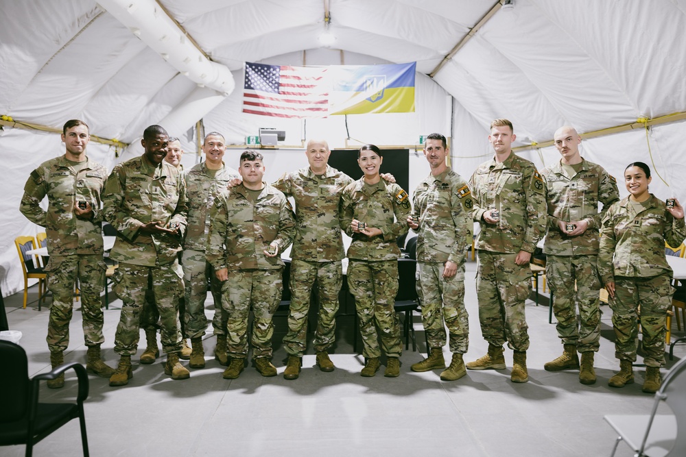 Army National Guard Director Honors Task Force Saber Troops Supporting JMTG-U Mission