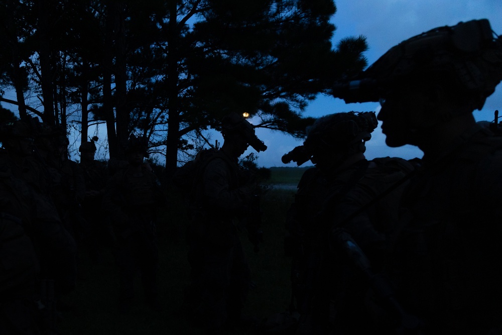 22nd MEU(SOC) | Kilo Co. Amphibious Assault during COMPTUEX