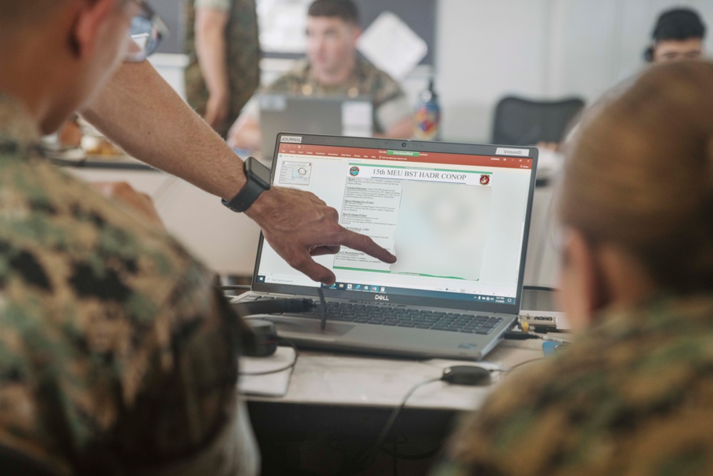 15th MEU Conducts Battle Staff Training, Command Post Exercise