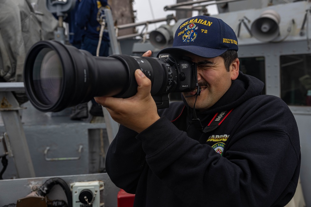 USS Mahan (DDG 72) Transits the Strait of Gibraltar