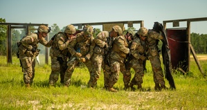 Eagle Radio News Diego Garcia: Navy Medicine Readiness and Training Unit Diego Garcia Change of Charge