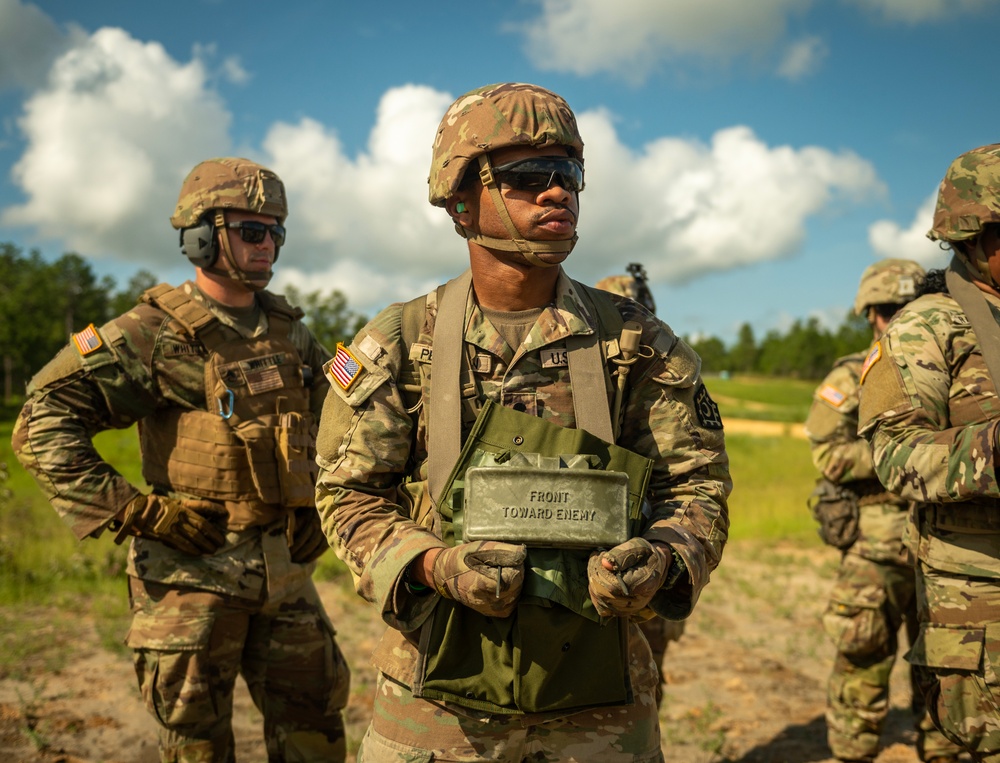 1222nd Engineer Company conducts claymore and linear charge detonation