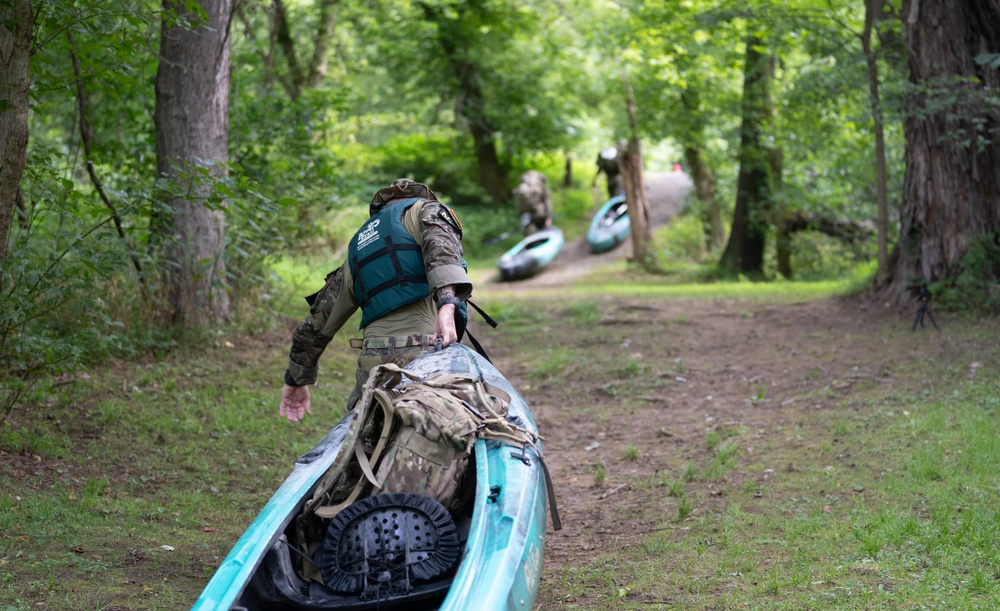 Competitors participate in the River Operations exercise-2025 National Best Warrior