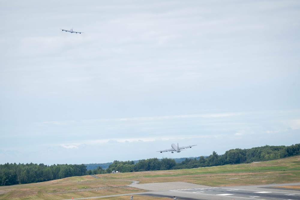 90th Fighter Squadron F-22 Raptors take off to support REFORPAC