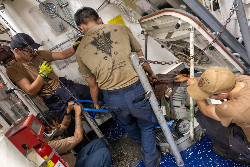 Cole Conducts Routine Operations in GTMO