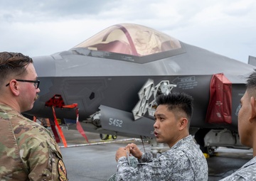 Cope Thunder 25-2: USAF maintainers lead subject matter expert exchange with PAF