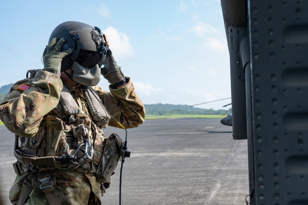 JTF-Bravo supports NSW, Panamanian Special Forces FRIES training during PANAMAX-Alpha PH I