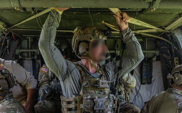 JTF-Bravo supports NSW, Panamanian Special Forces FRIES training during PANAMAX-Alpha PH I