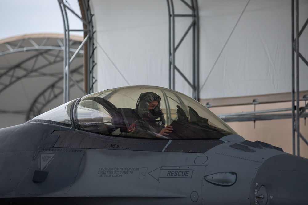 U.S. Air Force Airmen with 177th Fighter Wing land at MCAS Iwakuni for exercise Resolute Forces Pacific