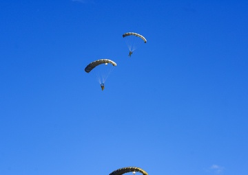 Talisman Sabre 25: Special Tactics Airmen perform Military Free Fall