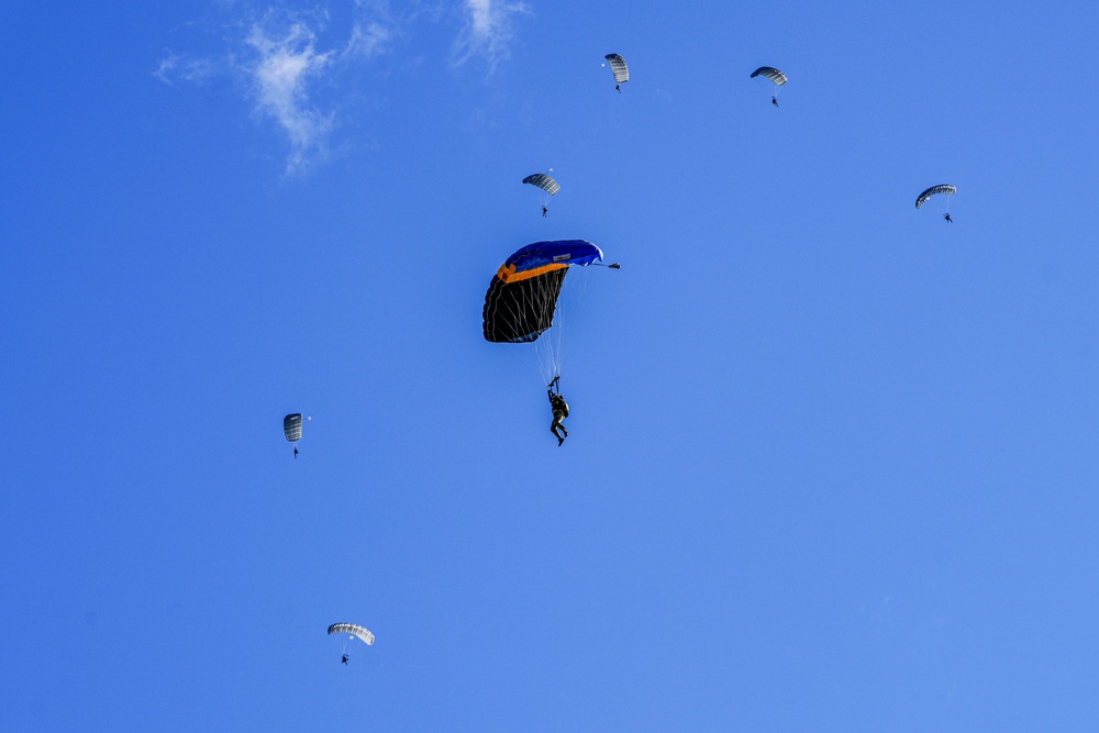 Talisman Sabre 25: Special Tactics Airmen perform Military Free Fall