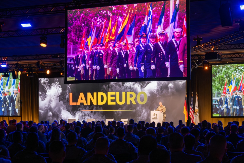 Gen. Alexus Grynkewich Delivers Keynote Address at LANDEURO