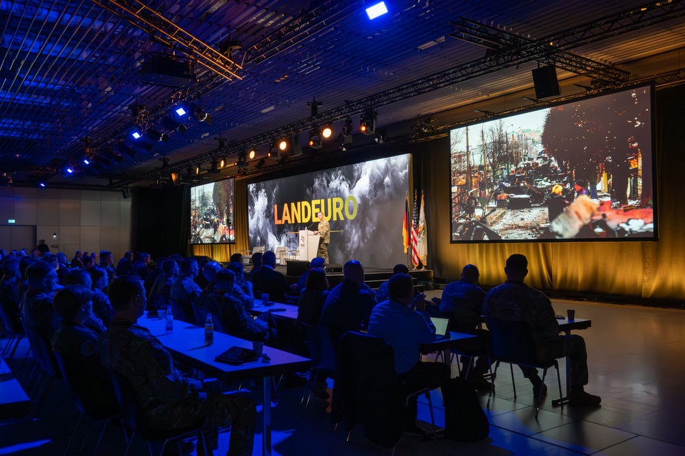 Gen. Alexus Grynkewich Delivers Keynote Address at LANDEURO