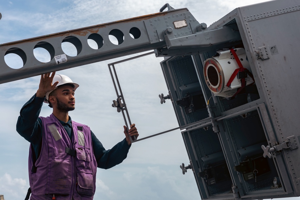 USS Gerald R. Ford (CVN 78) Conducts RAM and Evolved Sea Sparrow Missile Upload