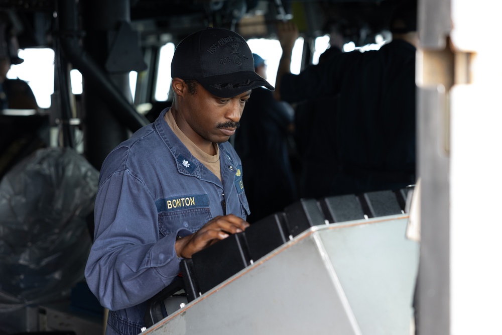 U.S., the Philippines Conduct Maritime Cooperative Activity