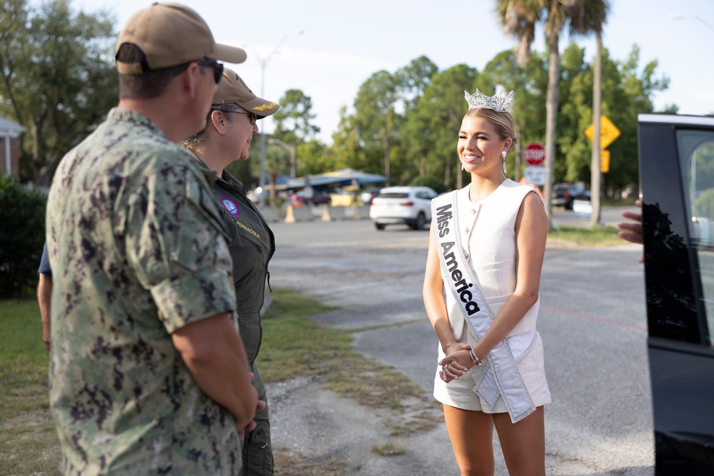 Miss America 2025 Visits Naval Air Station Pensacola