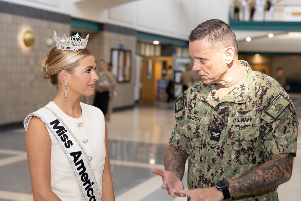 Miss America 2025 Visits Naval Air Station Pensacola