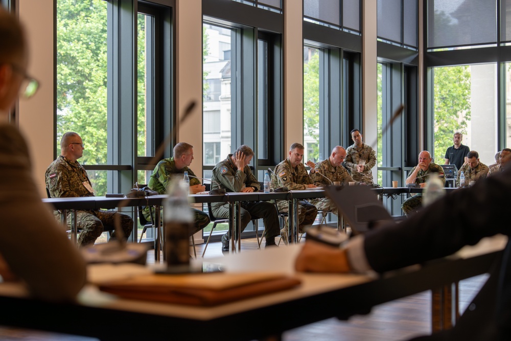 Army Air Defense General Speaks during LANDEURO