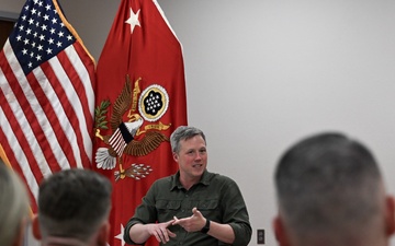 SECARMY visits Fort Sill, Oklahoma