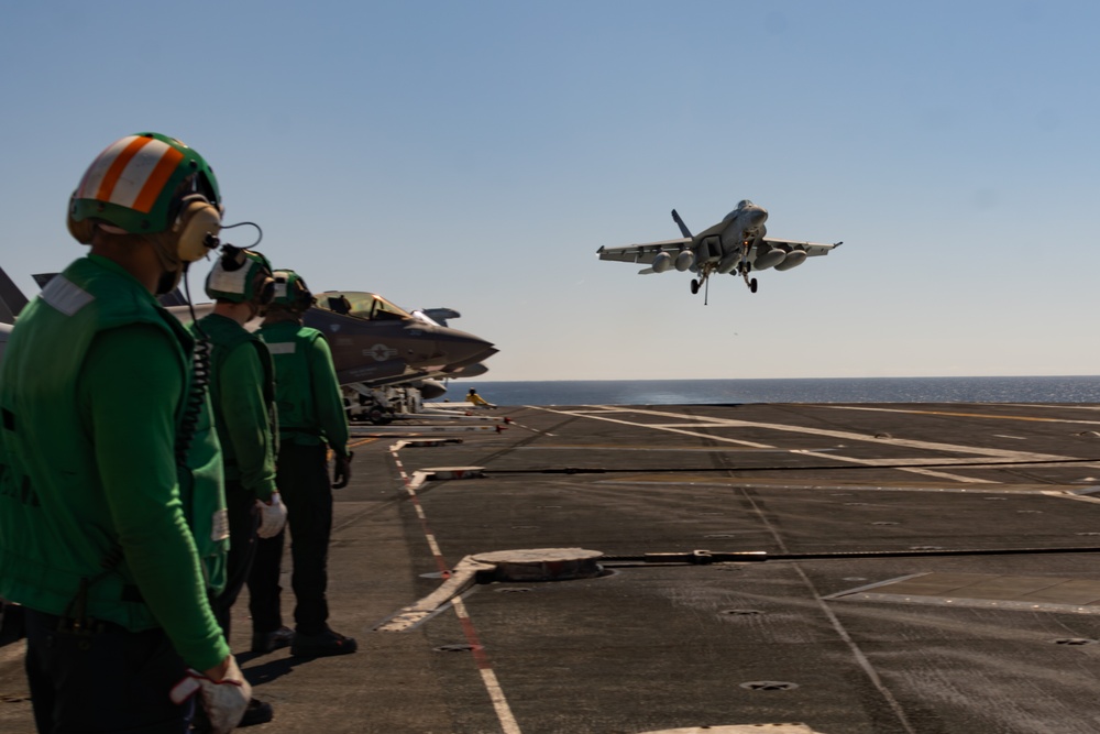 George Washington Conducts Flight Operations