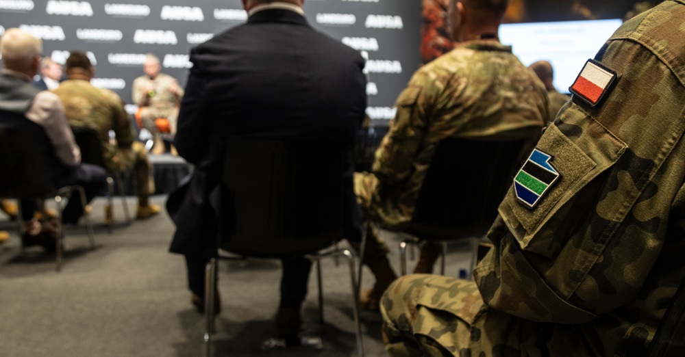V Corps, NATO Leaders Showcase Allied Modernization at LANDEURO Warrior’s Corner