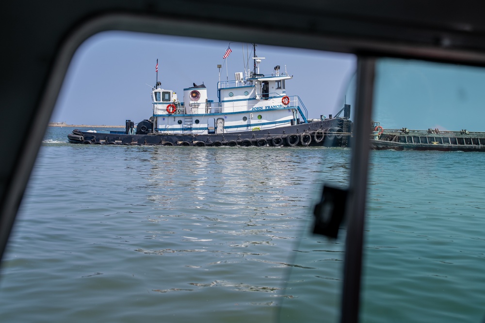 Ashtabula Dredging Site Visit with the DMMP Team