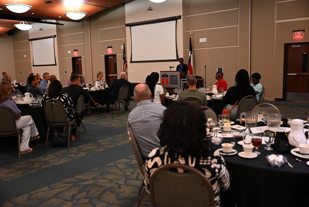 A legacy of leadership: Fort Hood garrison commander bids farewell